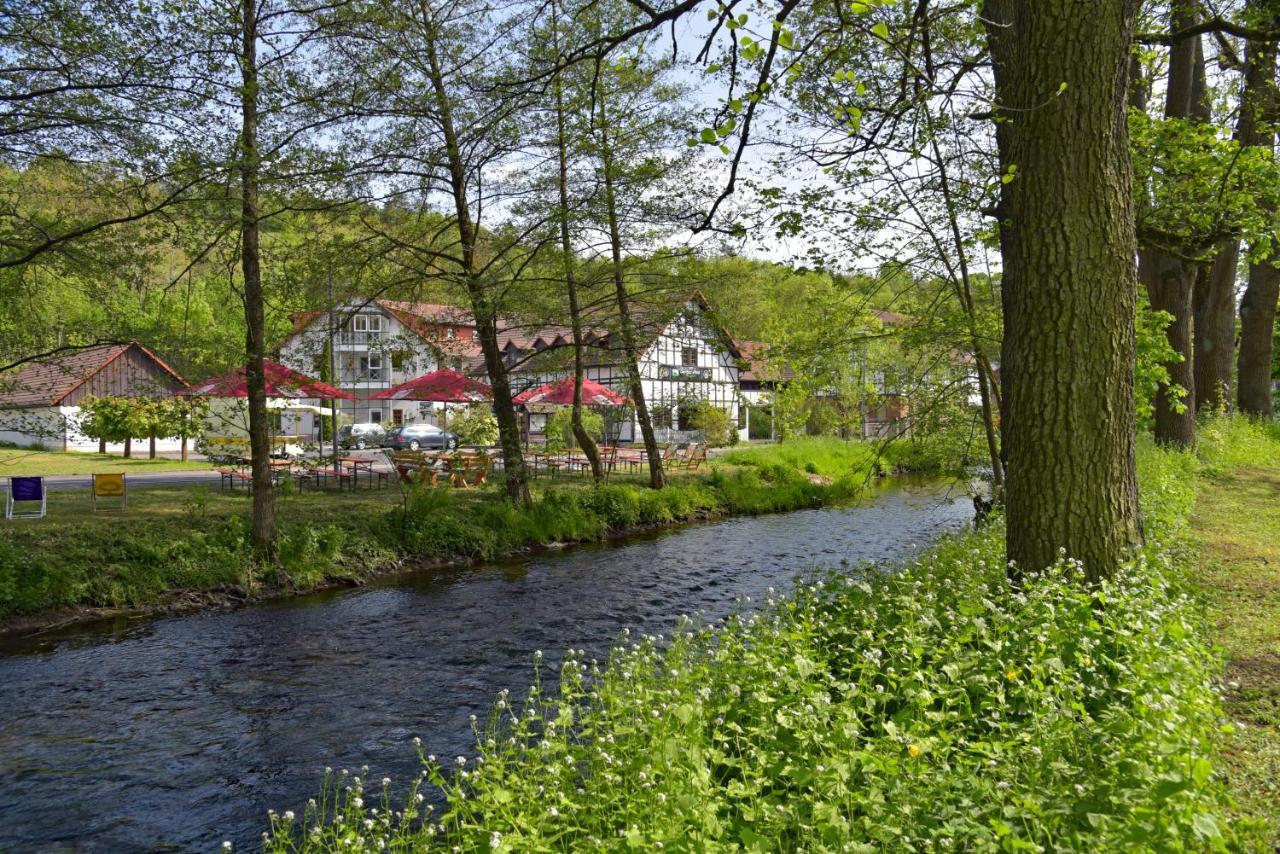 Landhotel Der Distelhof Mit Scheunencafe Dillstadt Екстериор снимка