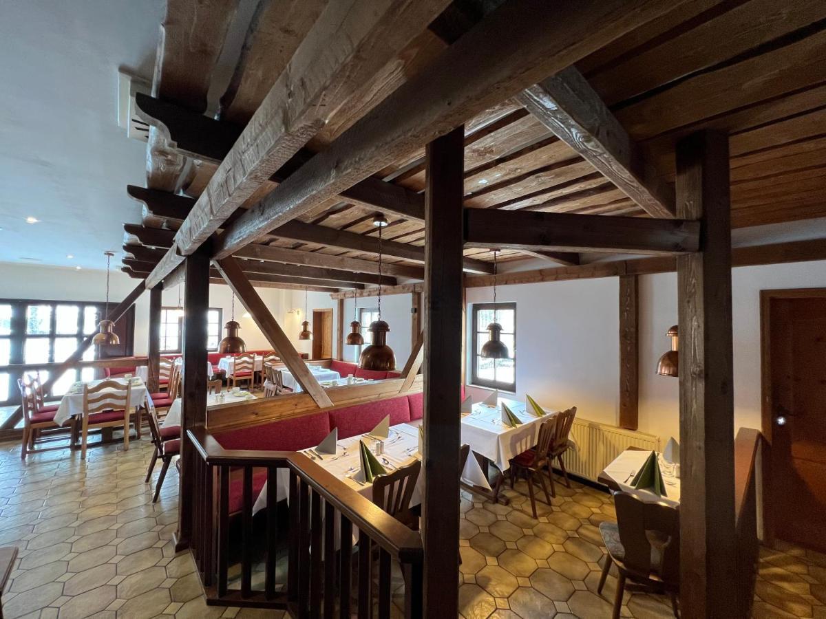 Landhotel Der Distelhof Mit Scheunencafe Dillstadt Екстериор снимка