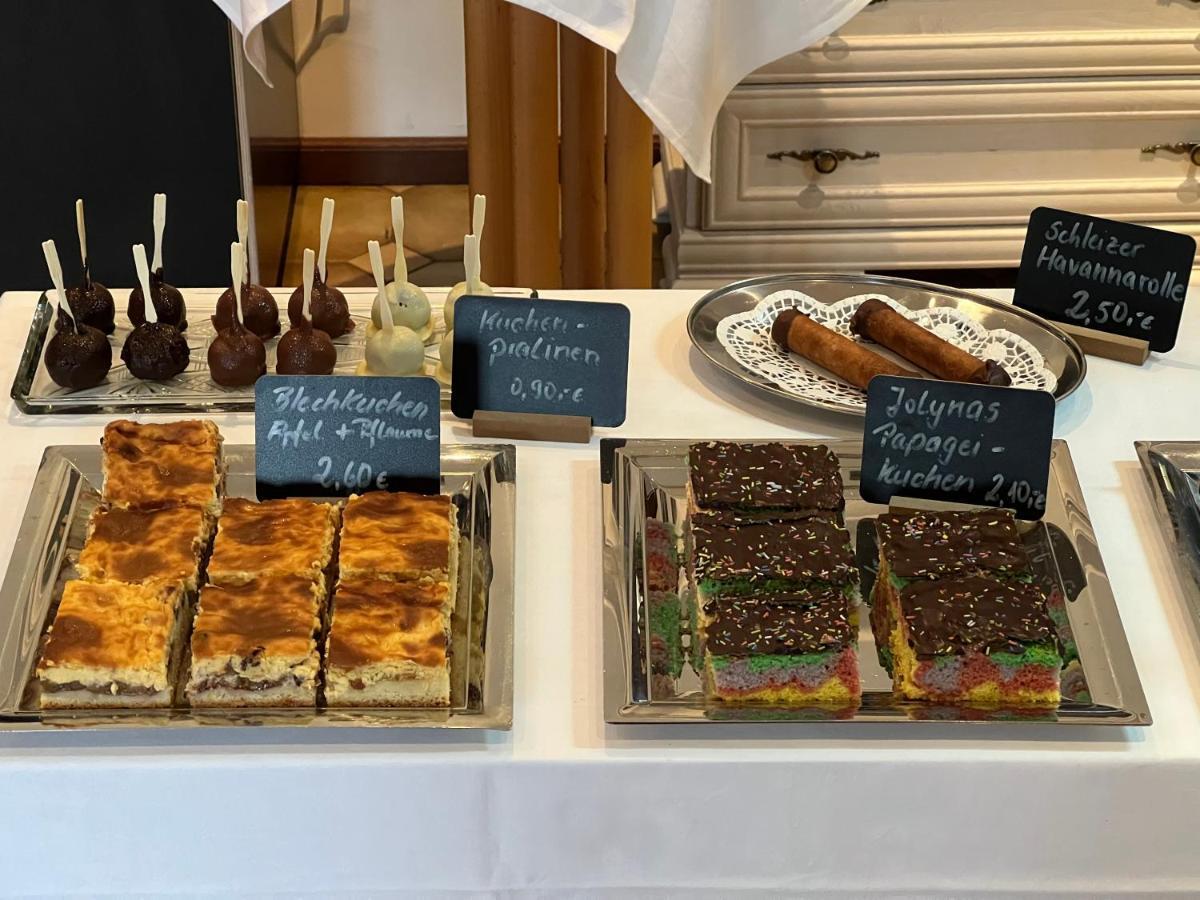 Landhotel Der Distelhof Mit Scheunencafe Dillstadt Екстериор снимка