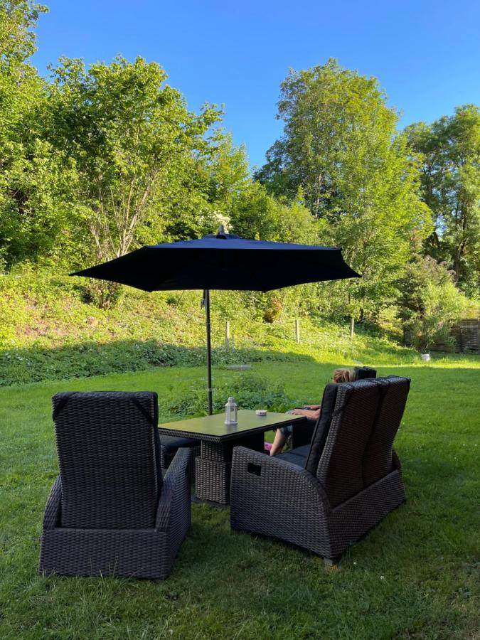 Landhotel Der Distelhof Mit Scheunencafe Dillstadt Екстериор снимка